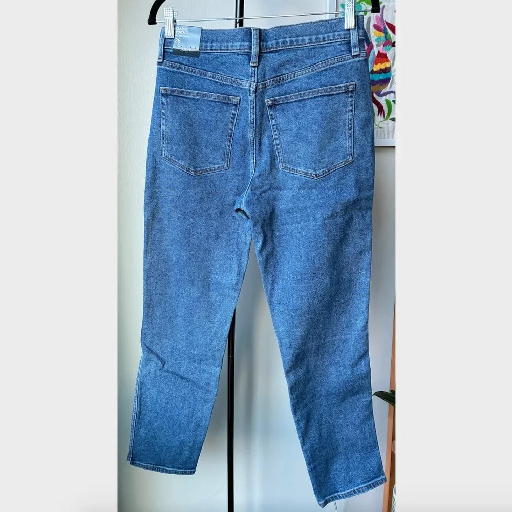 J. Crew NWT Classic Vintage Jean in All-Day Stretch - Size 26